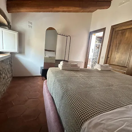 La Mansarda Bed & Breakfast *
